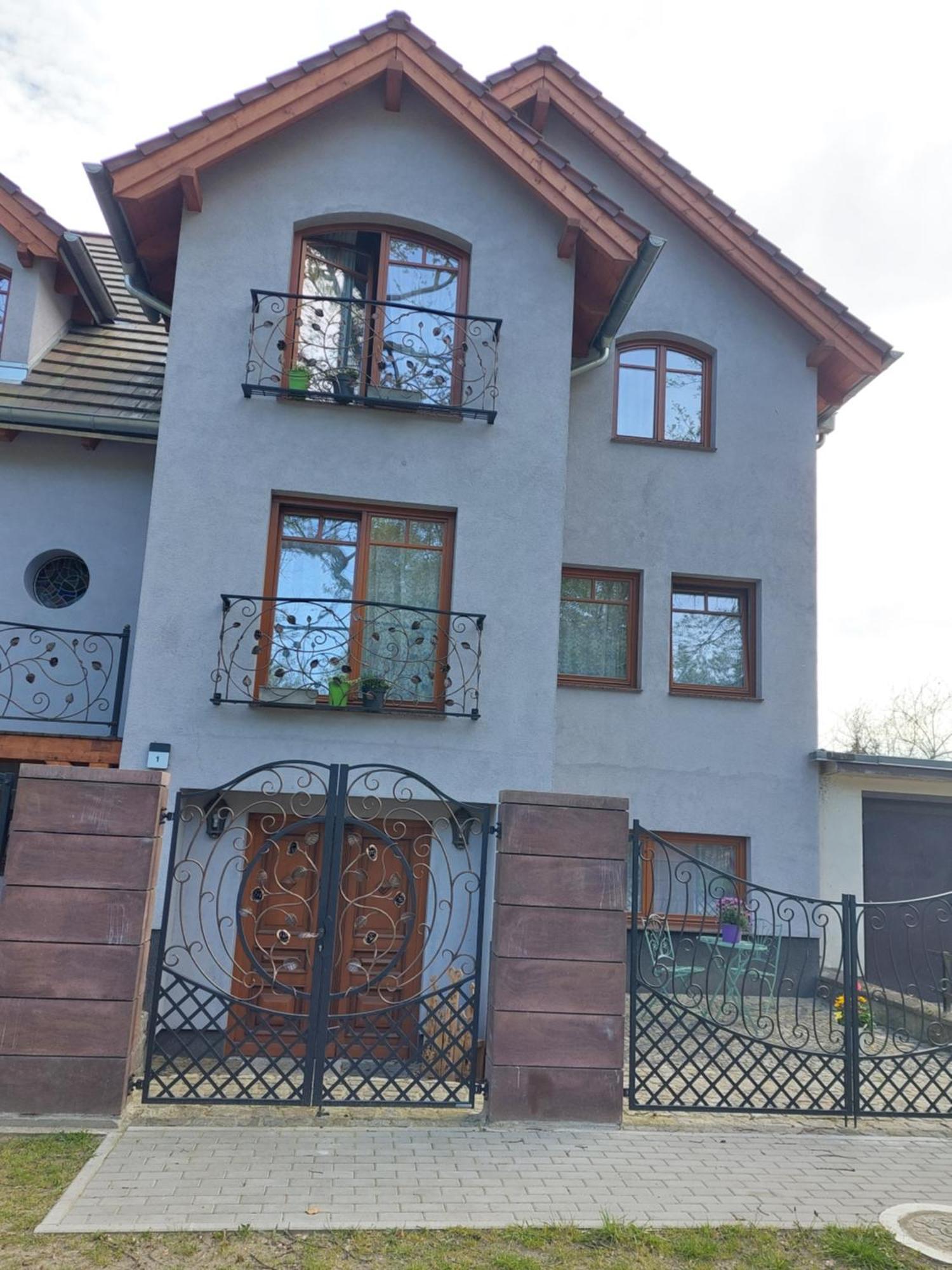 La Brigitte Hennigsdorf Exterior foto